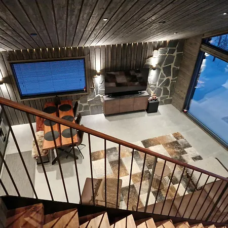 아파트 Rusty Reindeer 레비